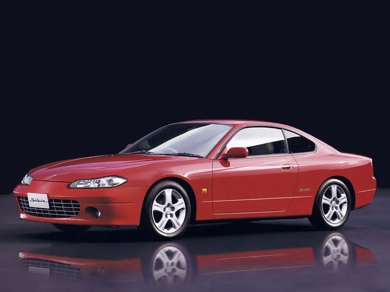Nissan Silvia VII (S15)