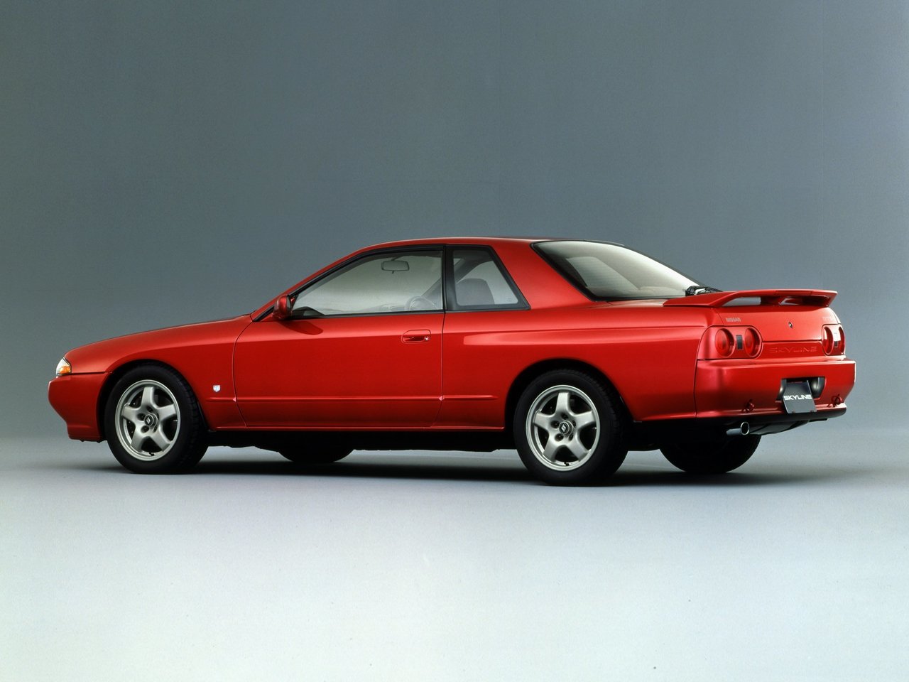 Nissan Skyline VIII (R32)