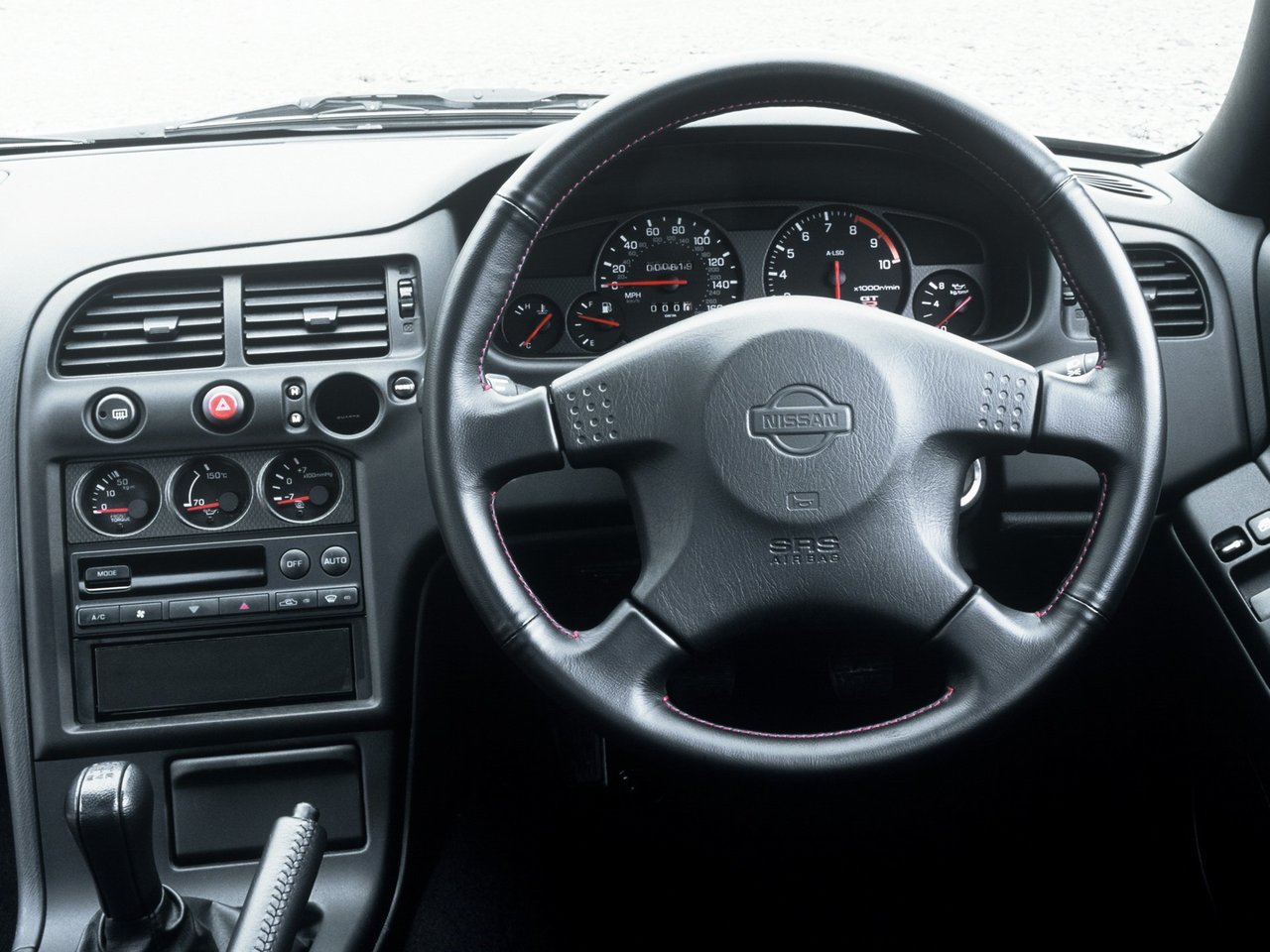 Nissan Skyline IX (R33)