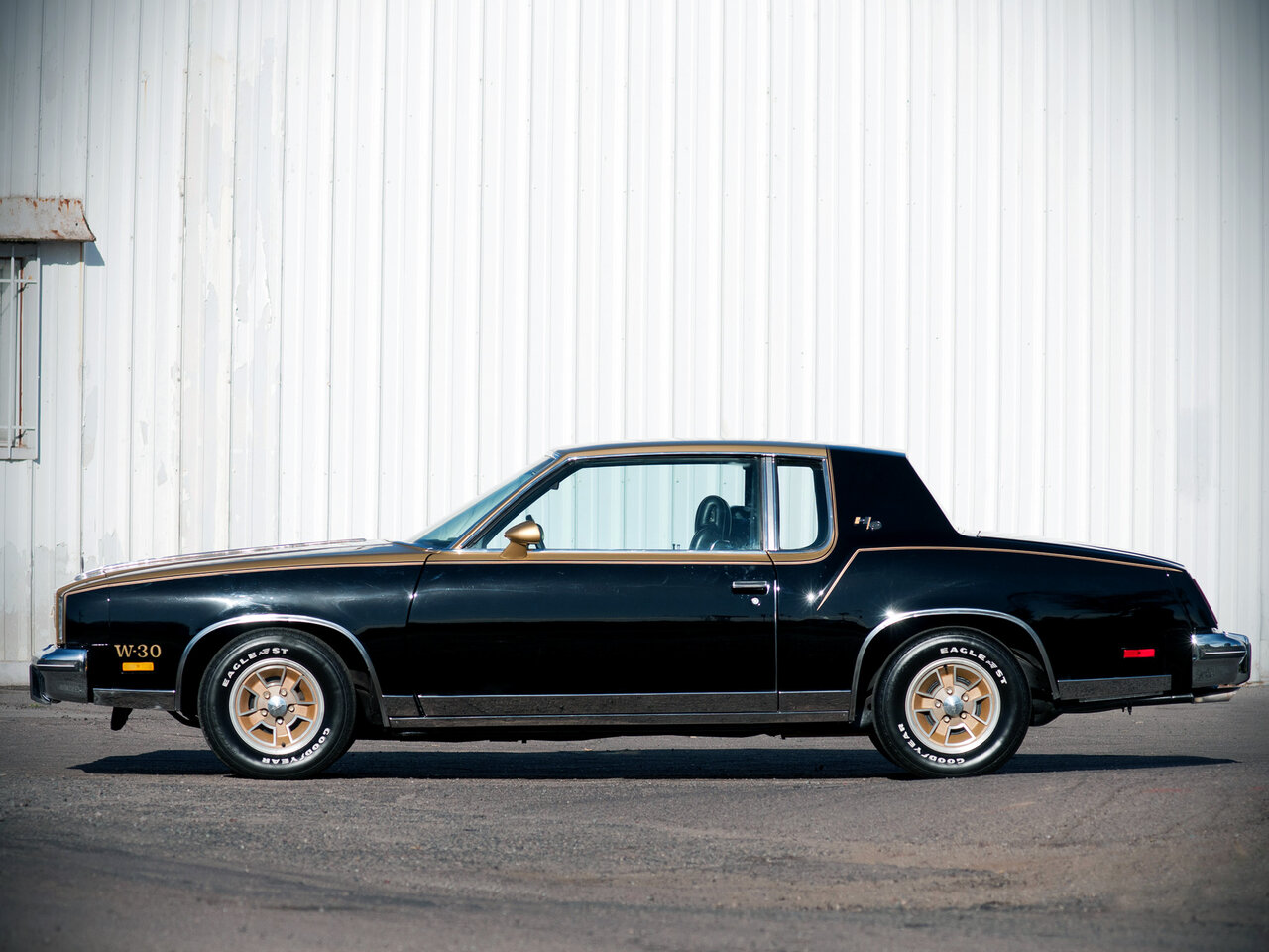 Oldsmobile Cutlass V