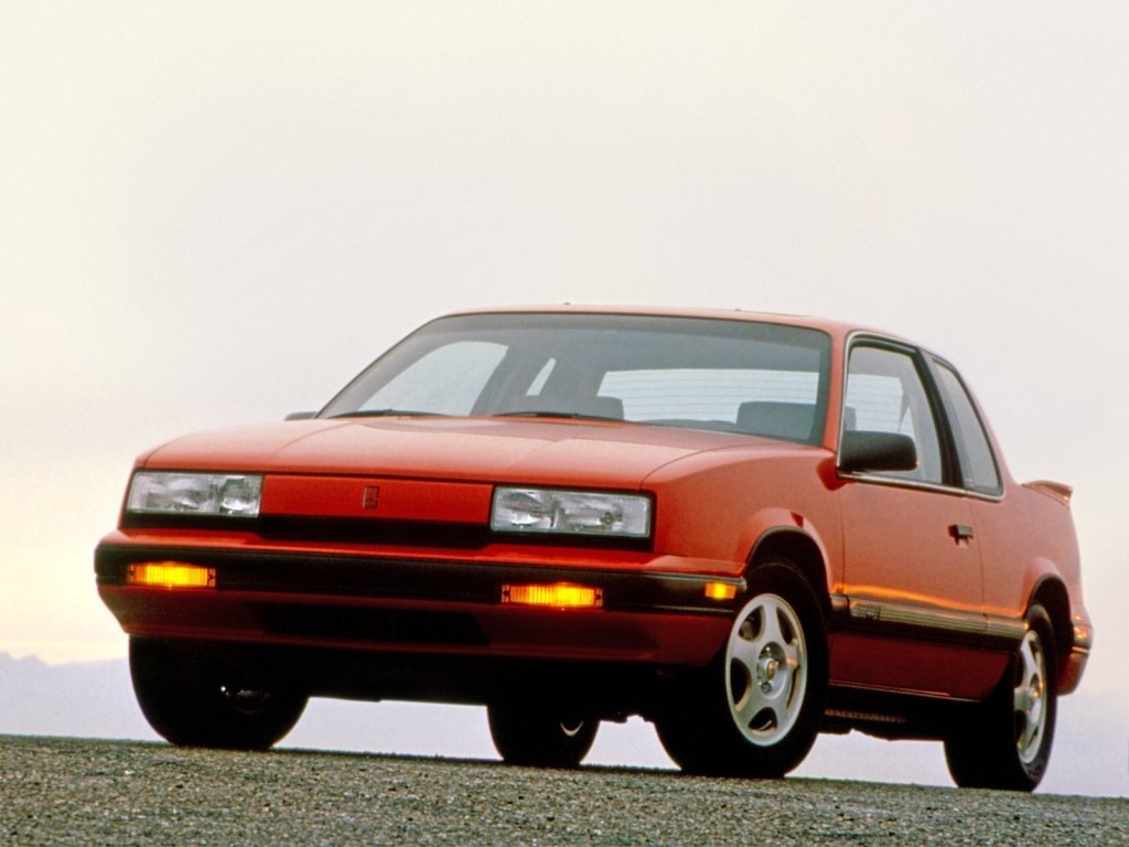 Oldsmobile Cutlass Calais 1984 – 1991