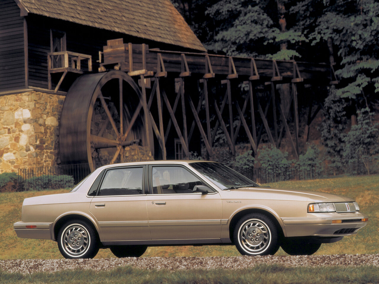 Oldsmobile Cutlass Ciera 1981 – 1996