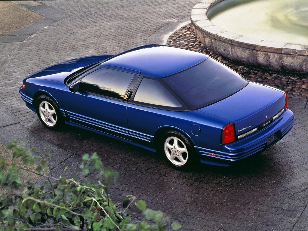 Oldsmobile Cutlass Supreme 1988 – 1997
