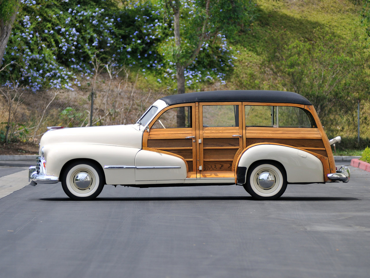 Oldsmobile Series 60 II