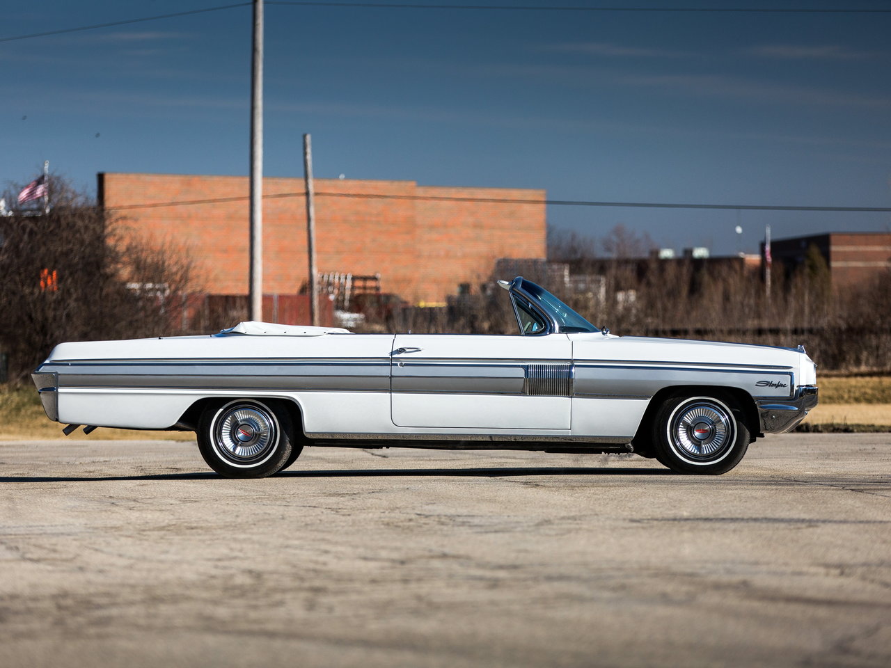 Oldsmobile Starfire I