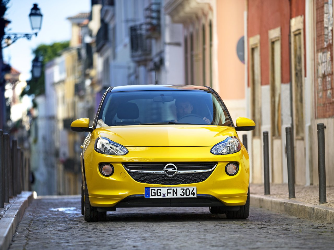 Opel Adam I
