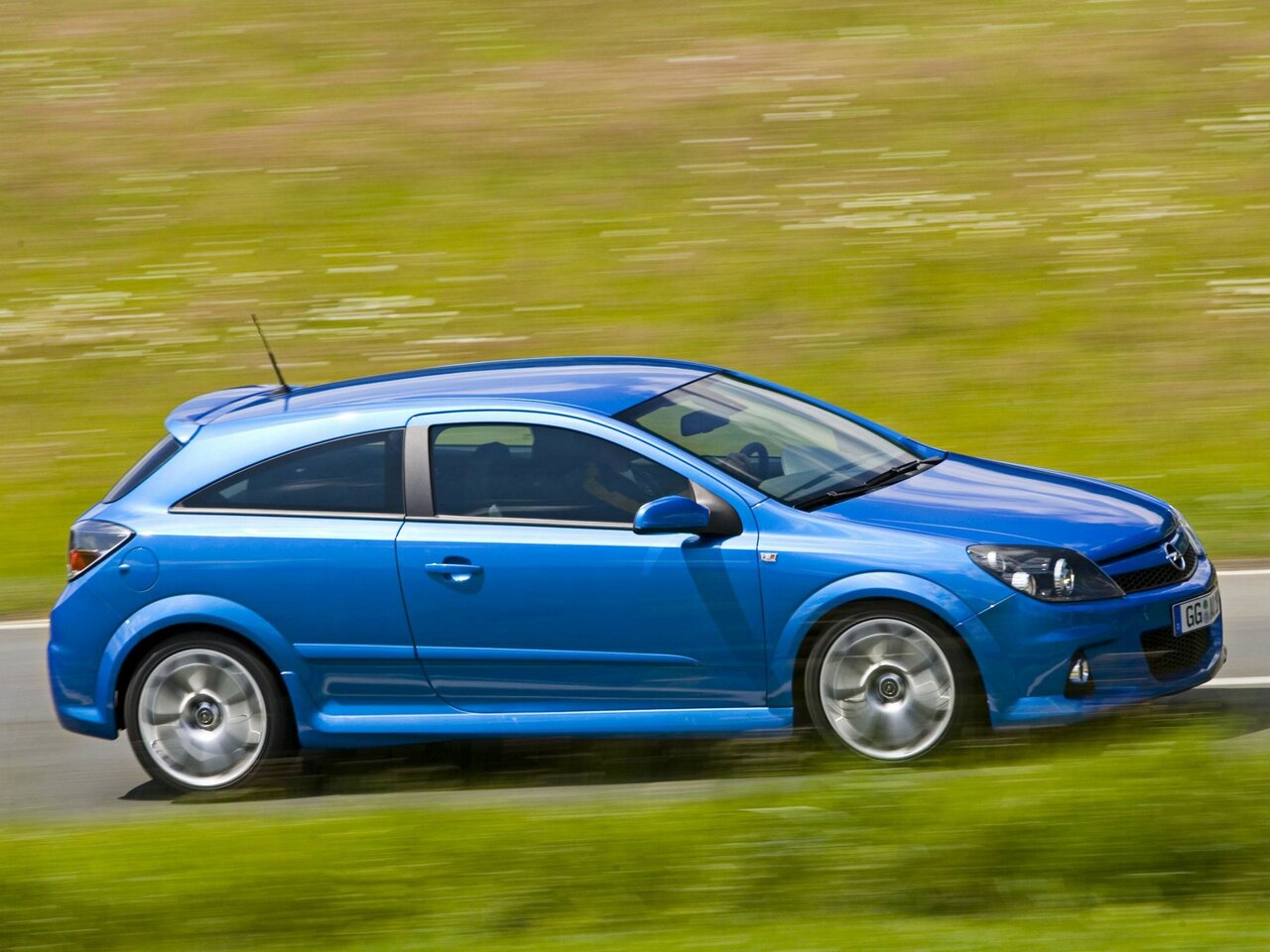 Opel Astra OPC H