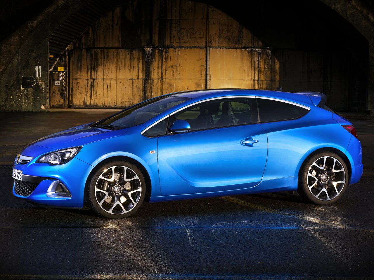 Opel Astra OPC J