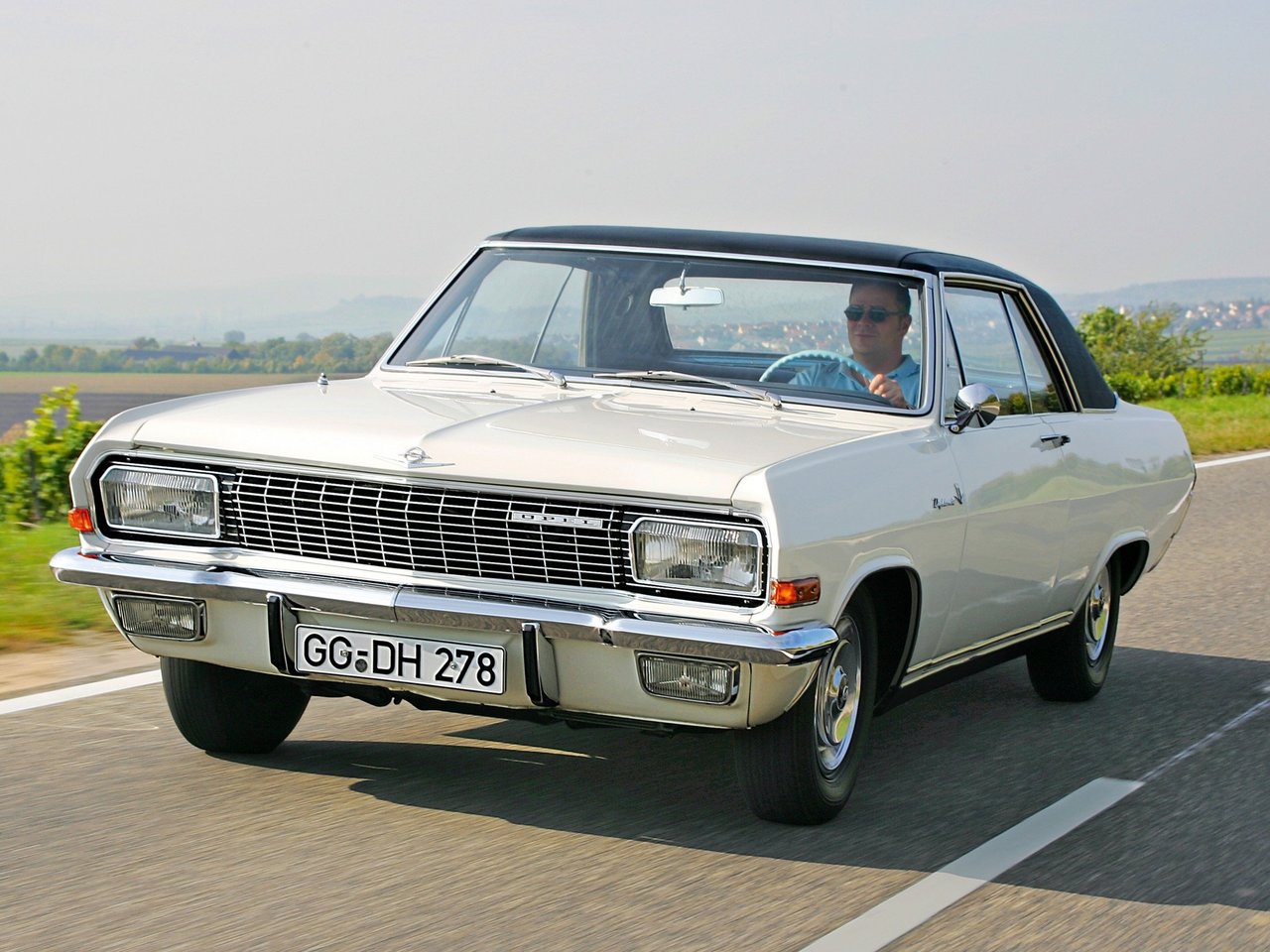 Opel Diplomat A