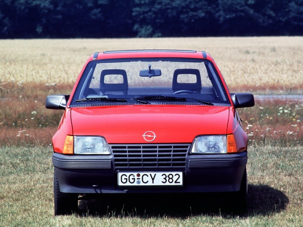 Opel Kadett E Рестайлинг