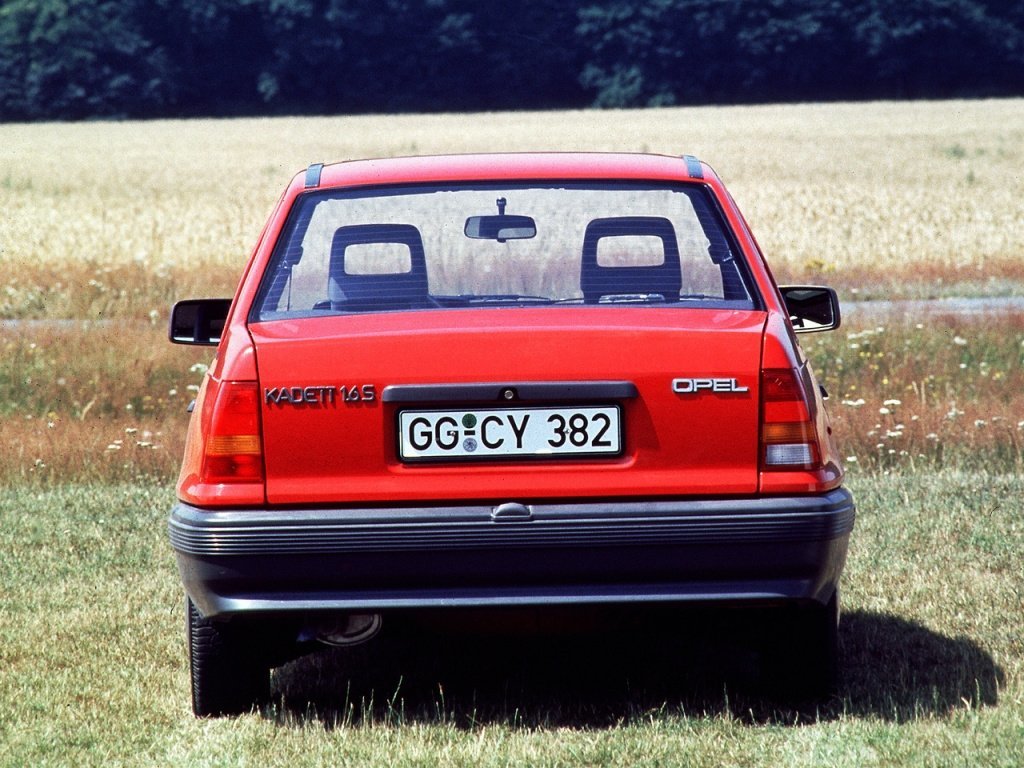 Opel Kadett E Рестайлинг