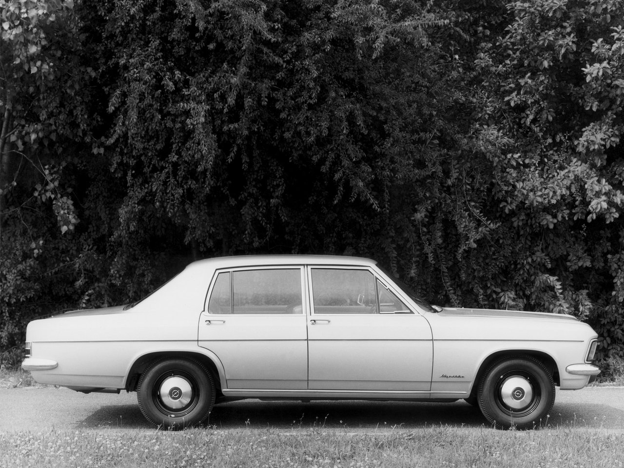 Opel Kapitan B