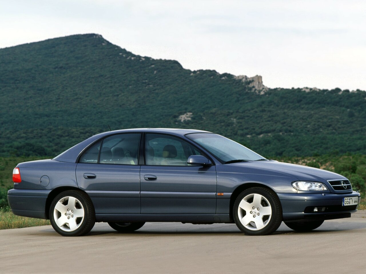 Opel Omega B Рестайлинг