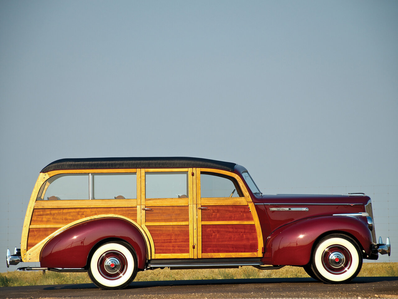Packard One-Ten 1940 – 1941