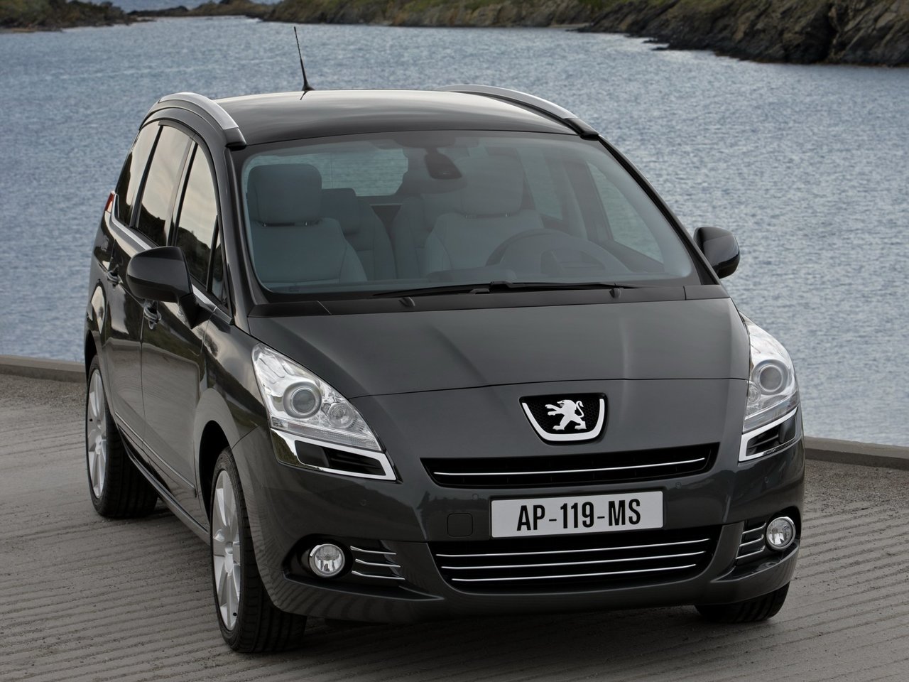 Peugeot 5008 I