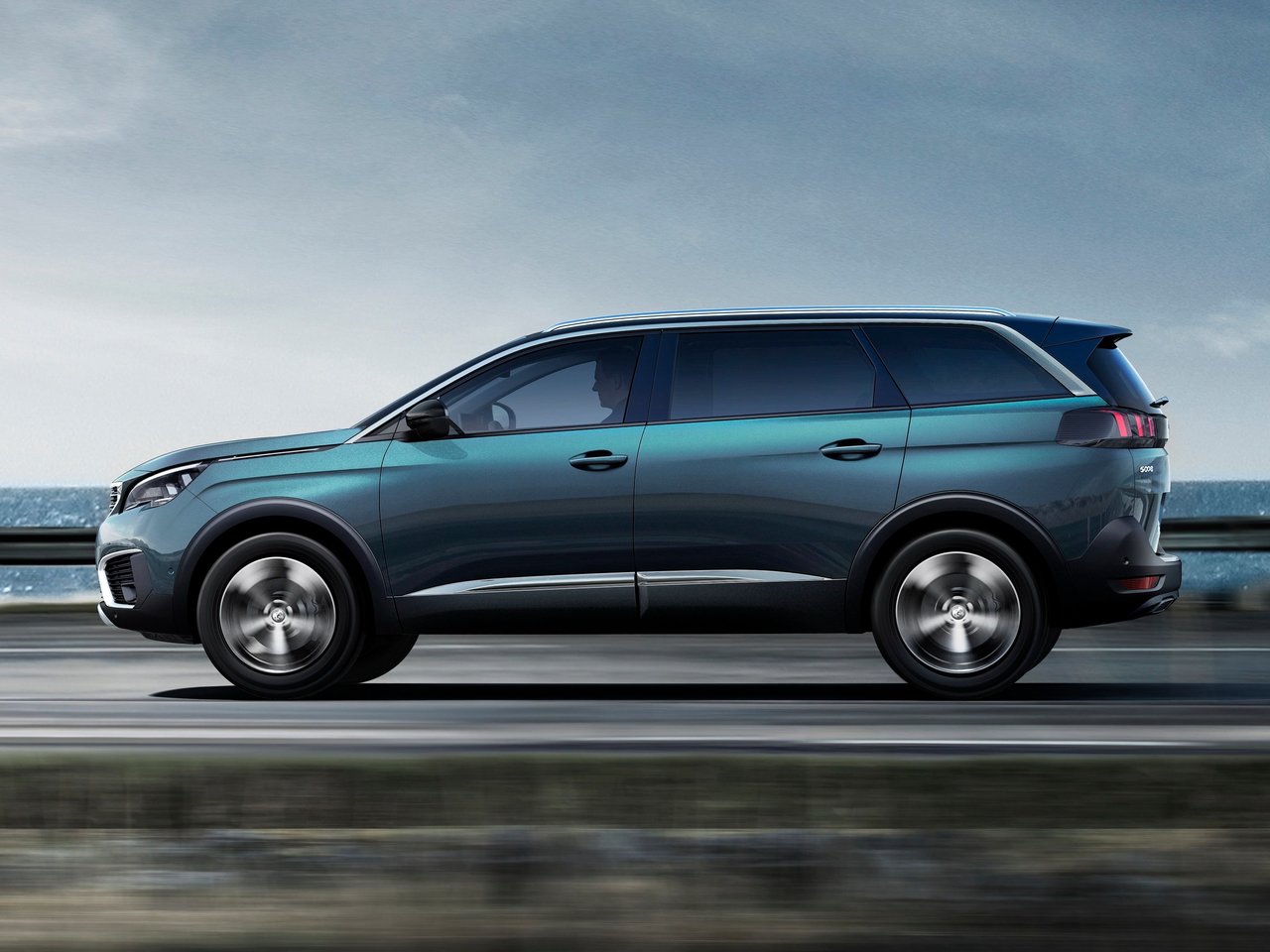 Peugeot 5008 II