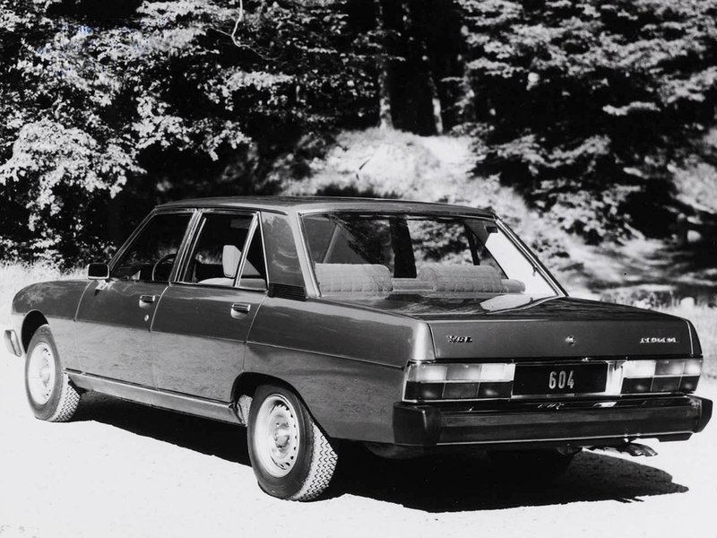 Peugeot 604 Седан