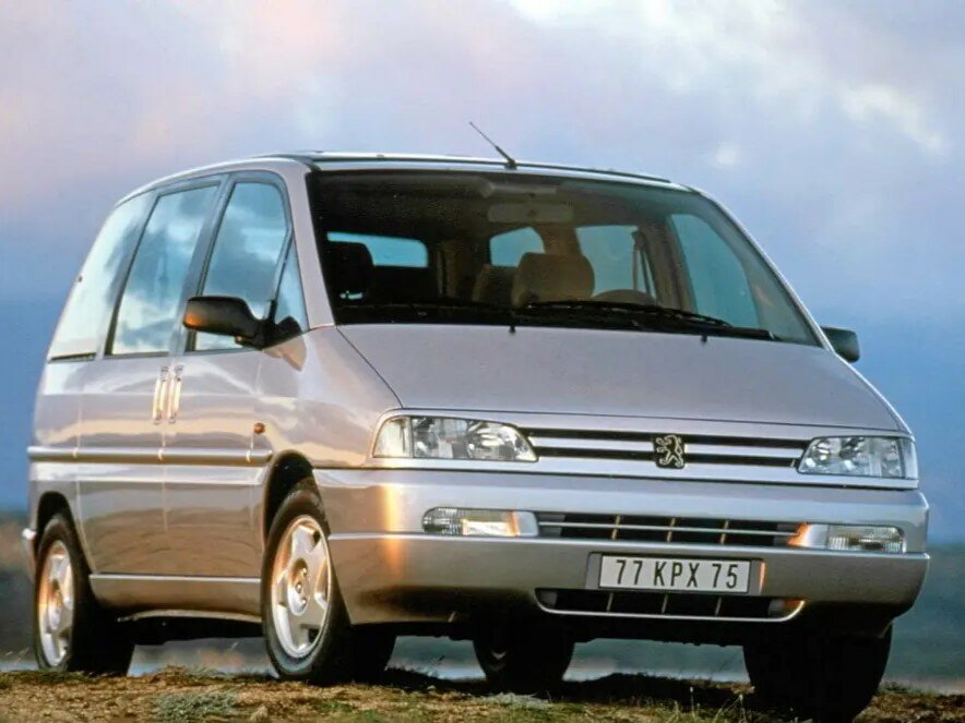 Peugeot 806 I