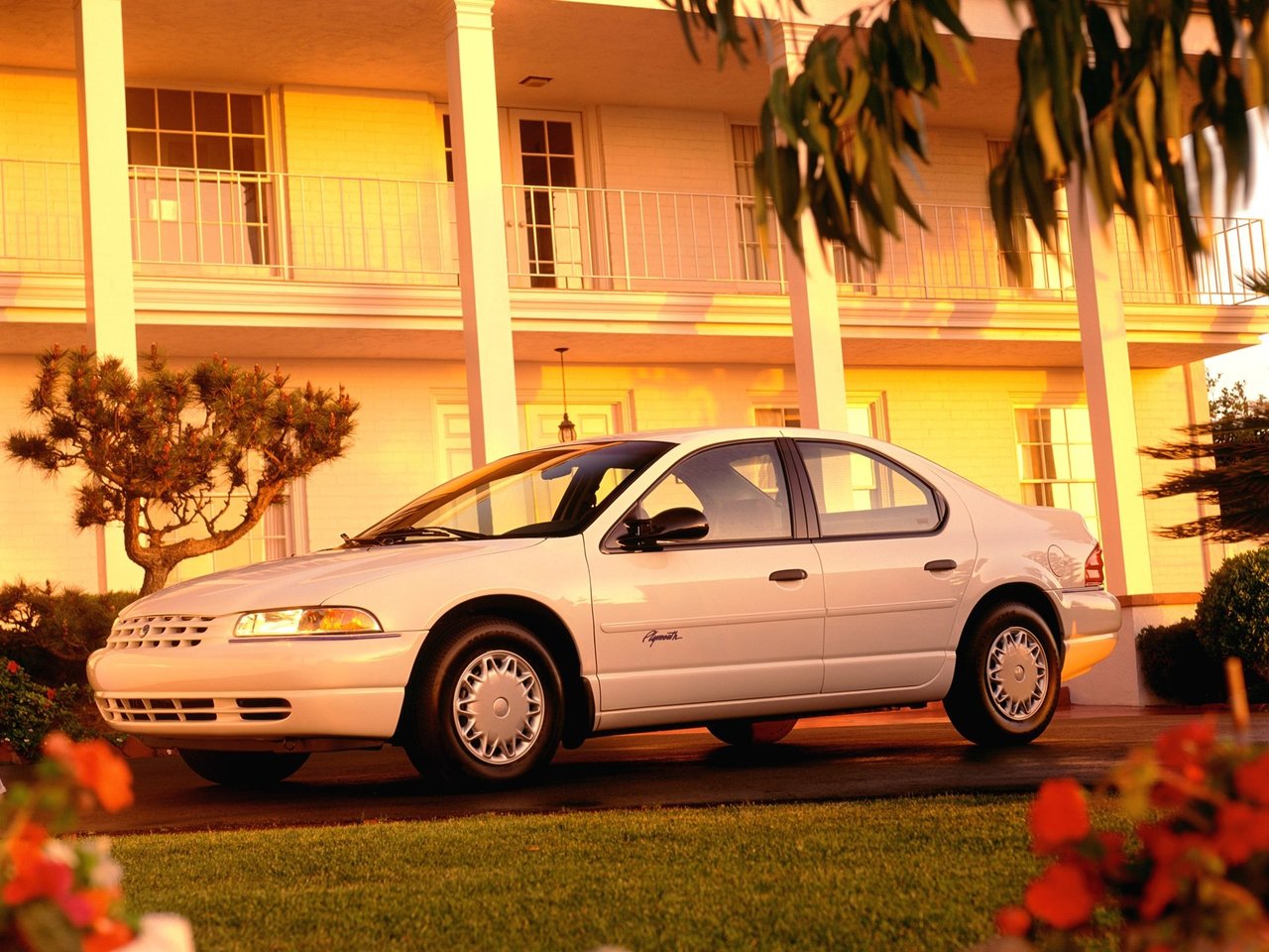 Plymouth Breeze Седан