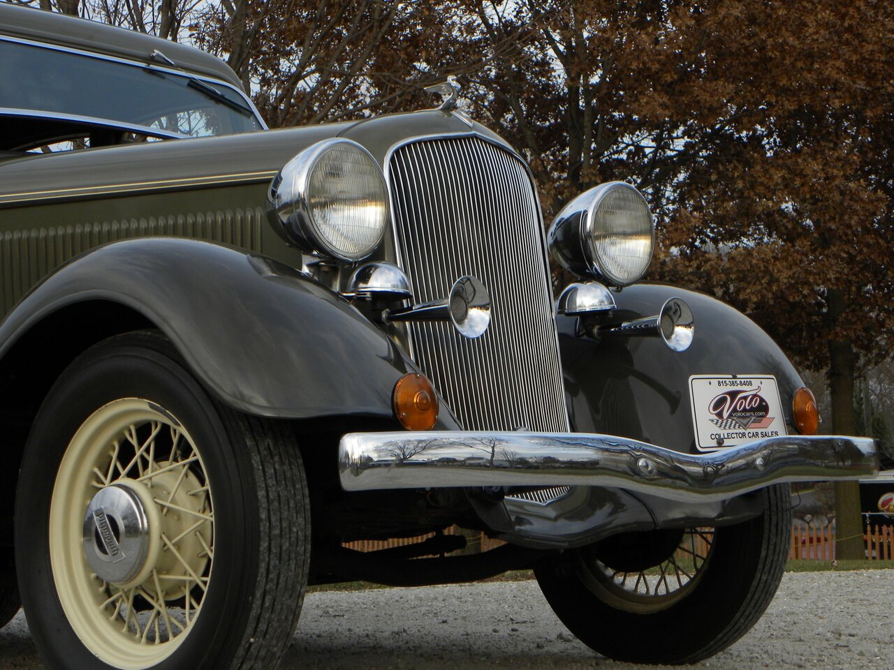 Plymouth De Luxe I