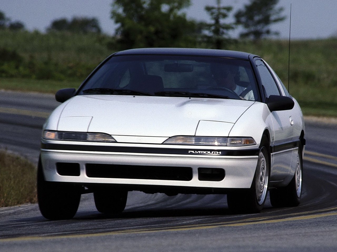 Plymouth Laser Купе