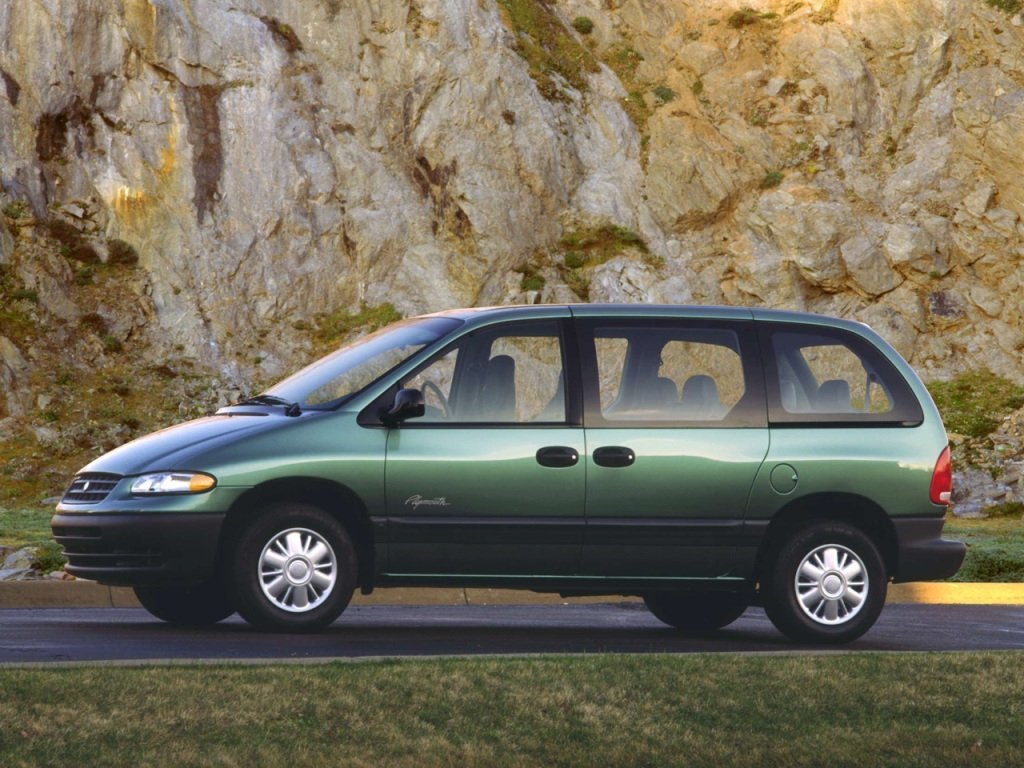 Plymouth Voyager III