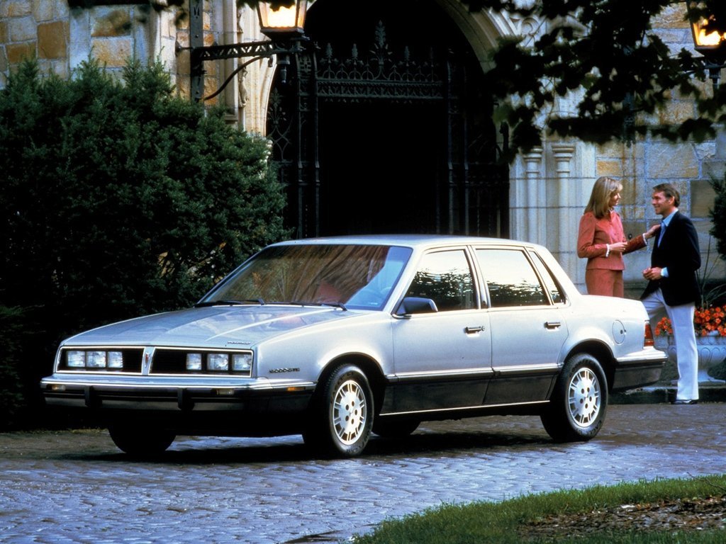 Pontiac 6000 1982 – 1991