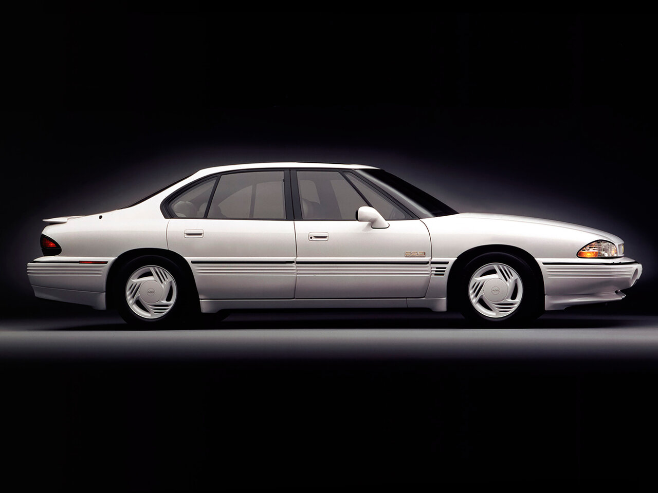 Pontiac Bonneville IX