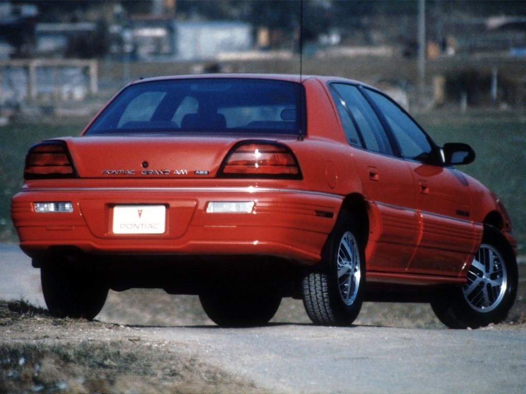 Pontiac Grand AM IV