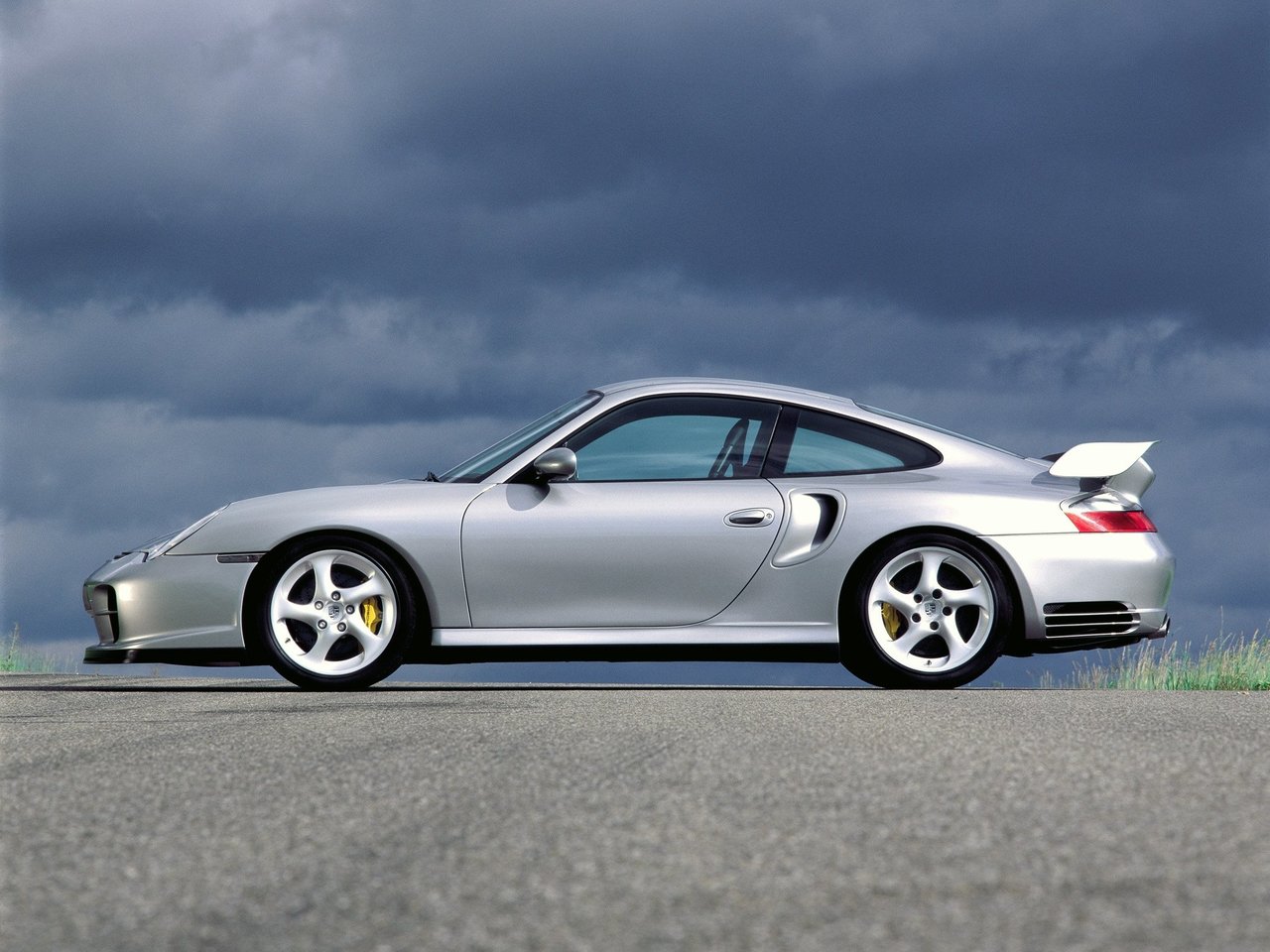 Porsche 911 GT2 996