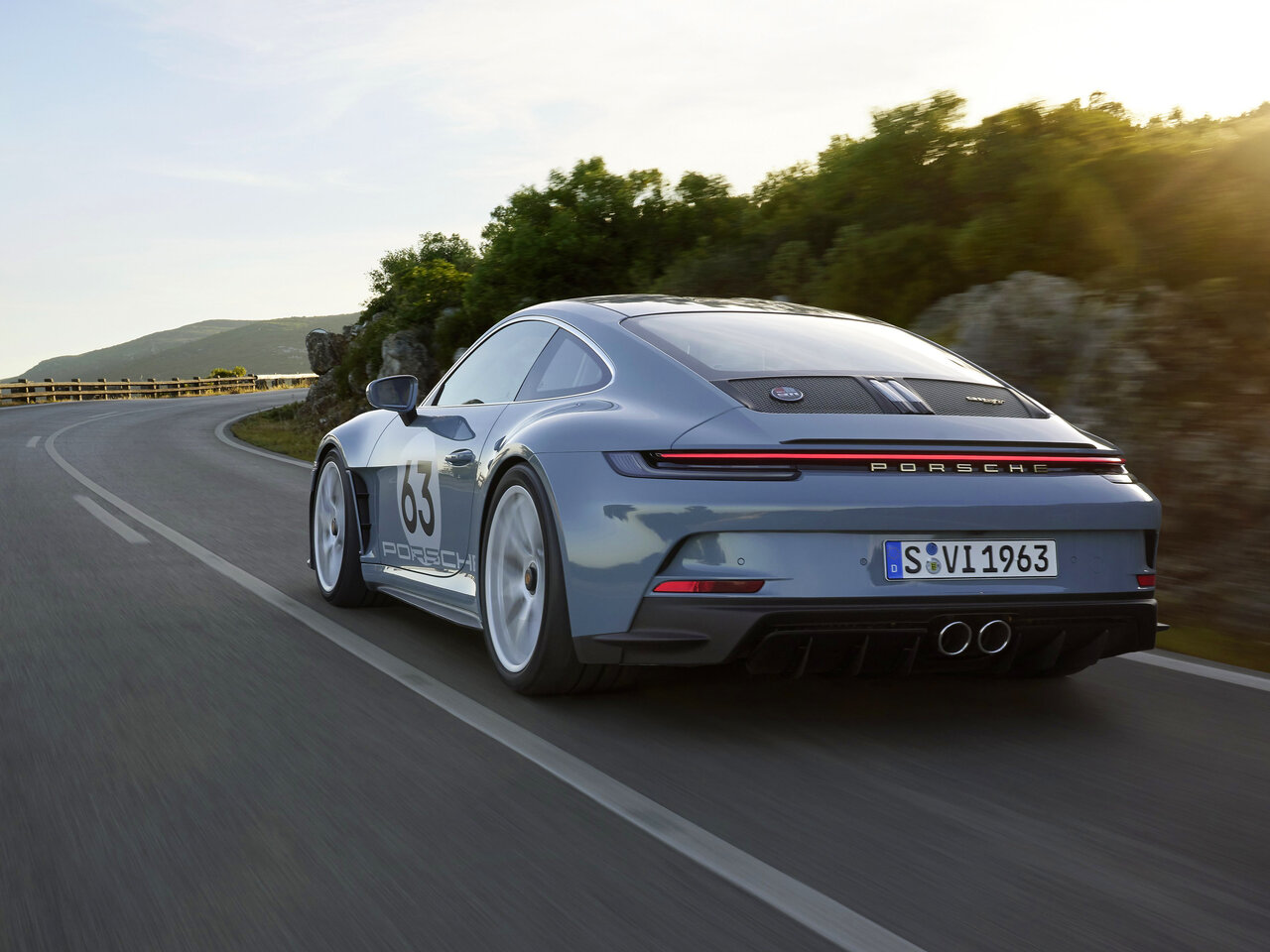 Porsche 911 S/T Купе