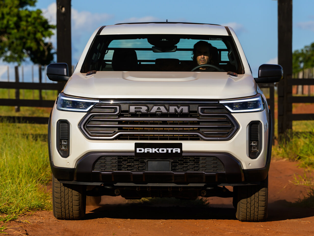 Ram Dakota Пикап Двойная кабина