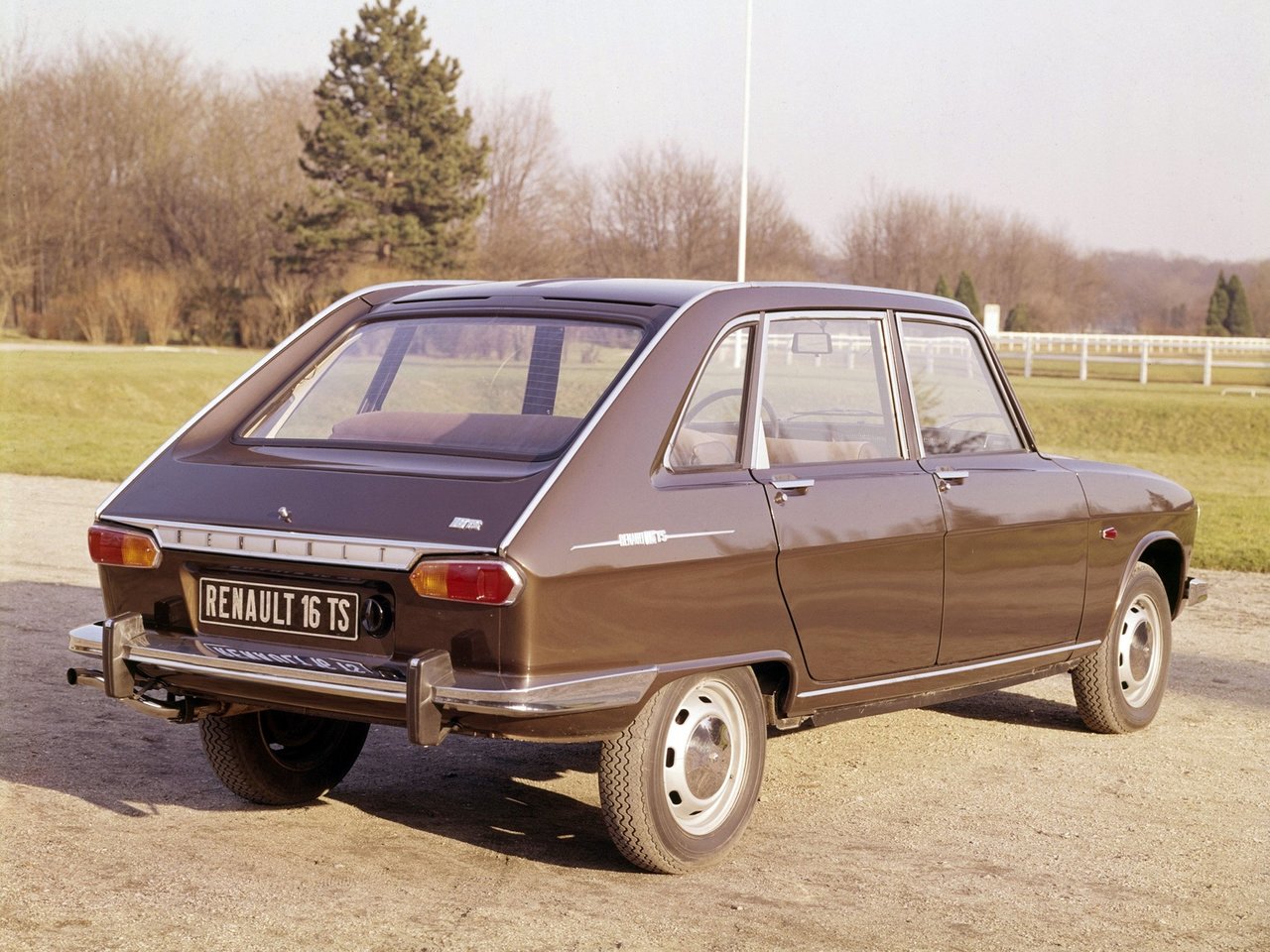 Renault 16 Хэтчбек 5 дв.