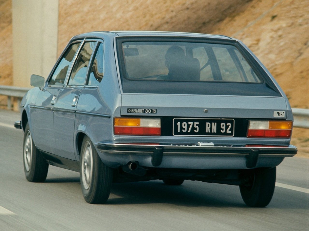 Renault 30 Хэтчбек 5 дв.