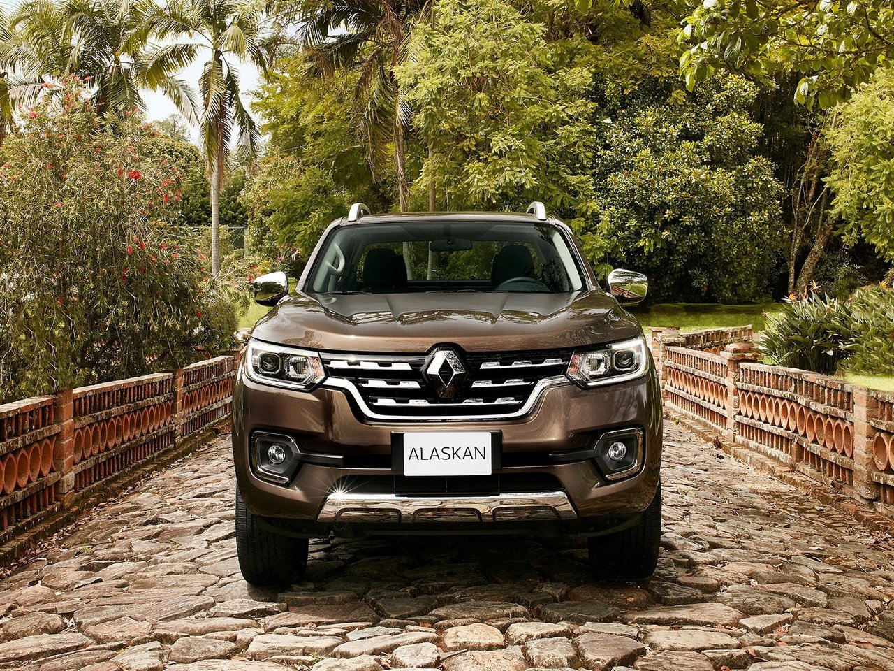 Renault Alaskan I