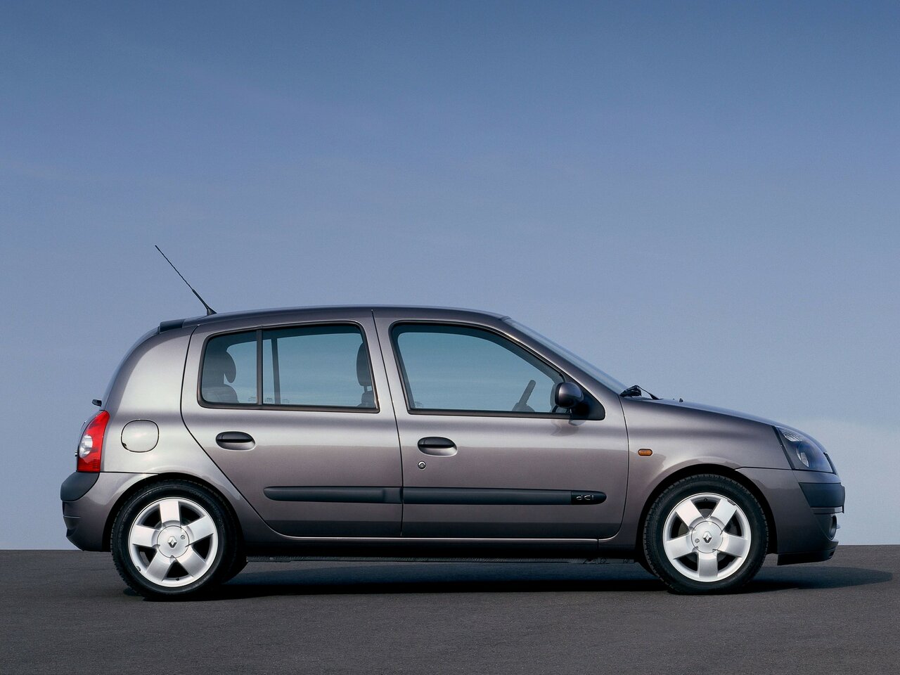 Renault Clio II Рестайлинг