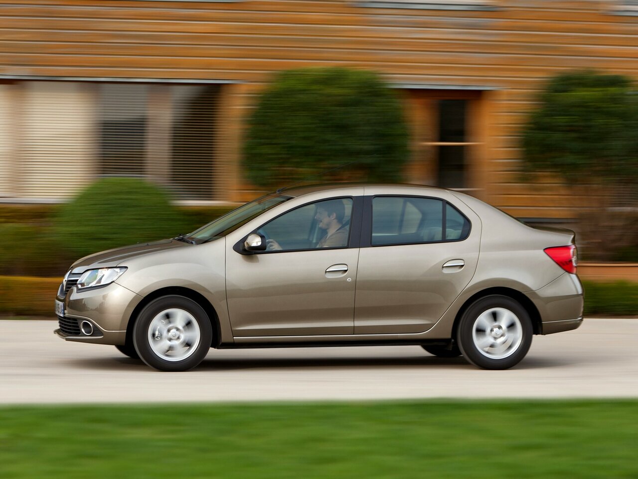 Renault Symbol llI