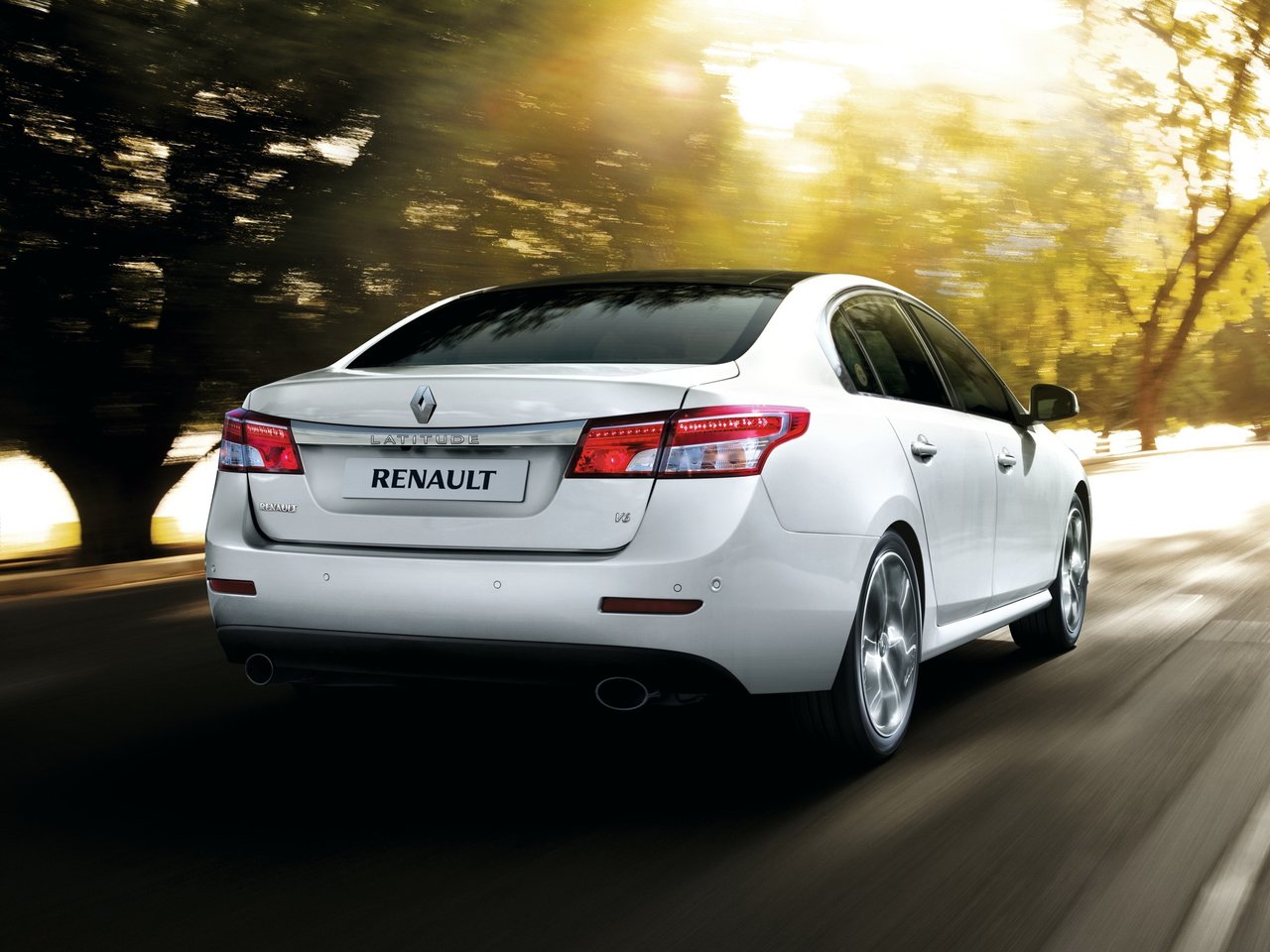 Renault Latitude I Рестайлинг