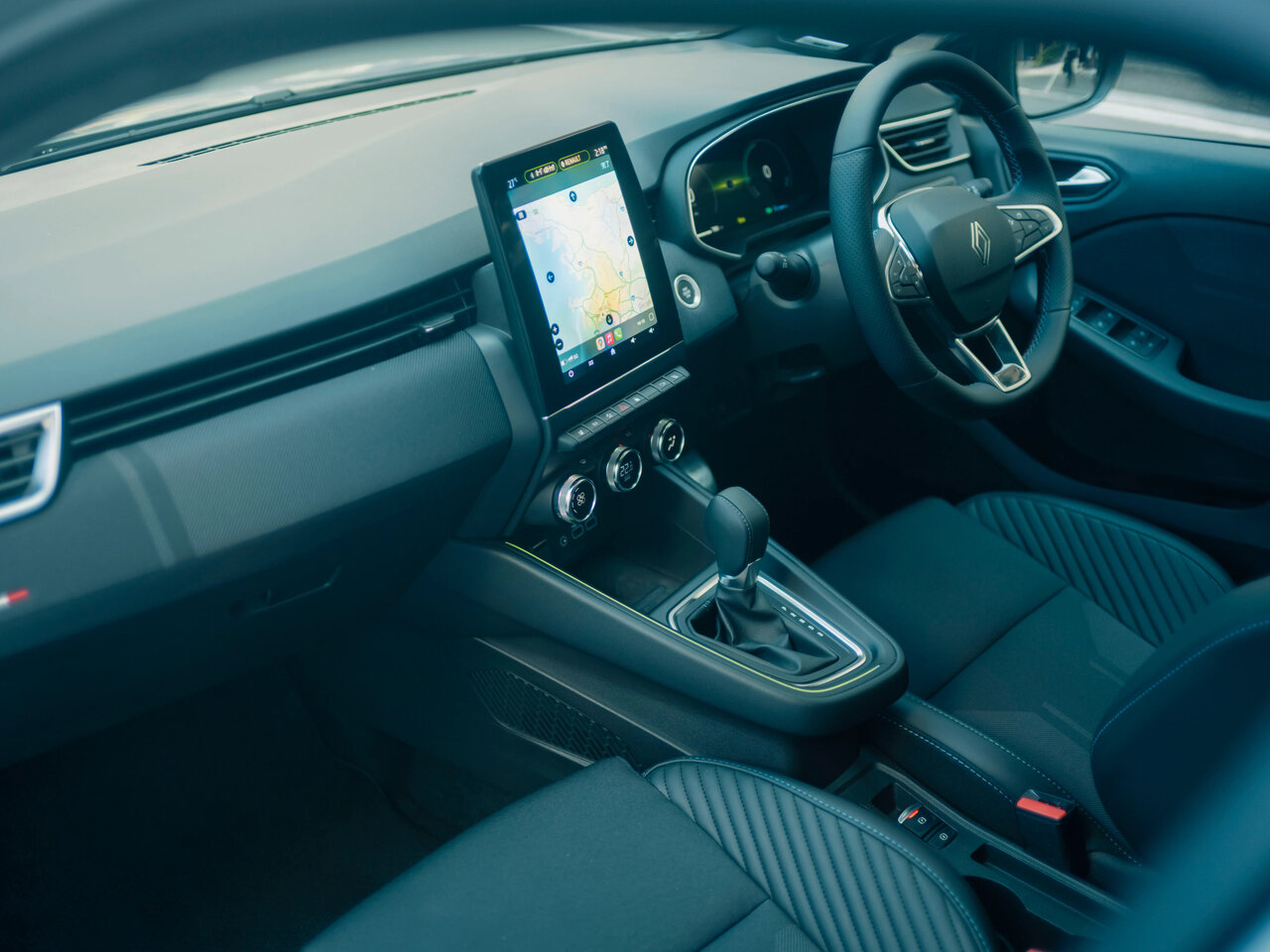 Renault Lutecia V Рестайлинг