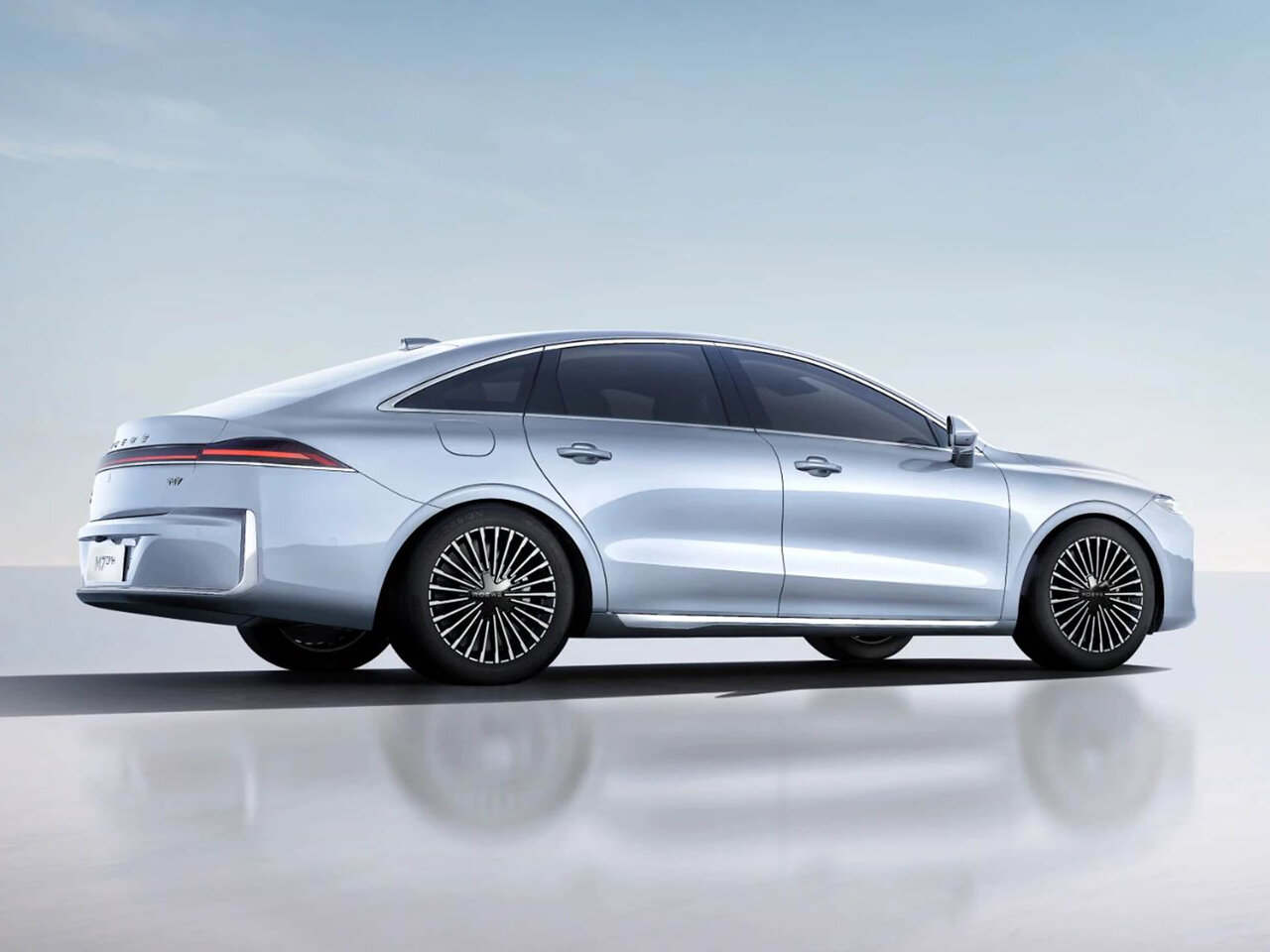 Roewe M7 Седан