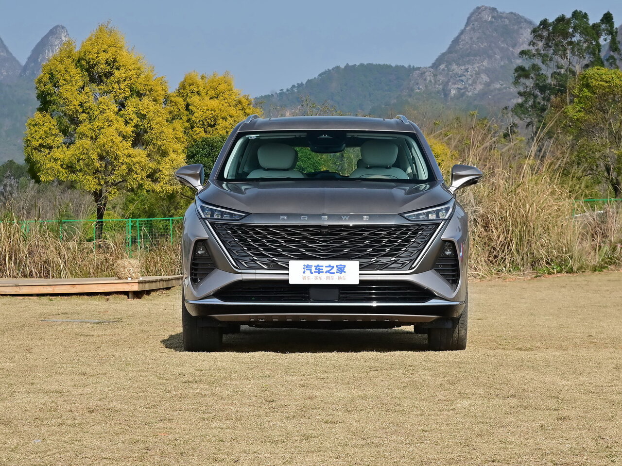 Roewe RX9 Внедорожник 5 дв.