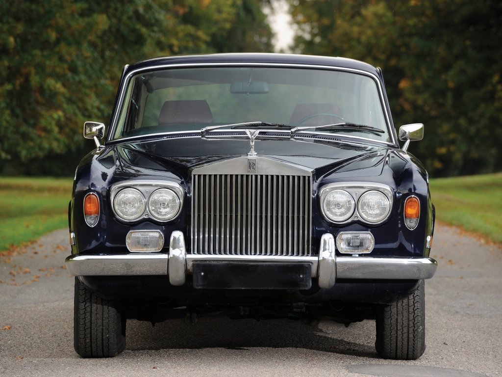 Rolls-Royce Silver Shadow Седан