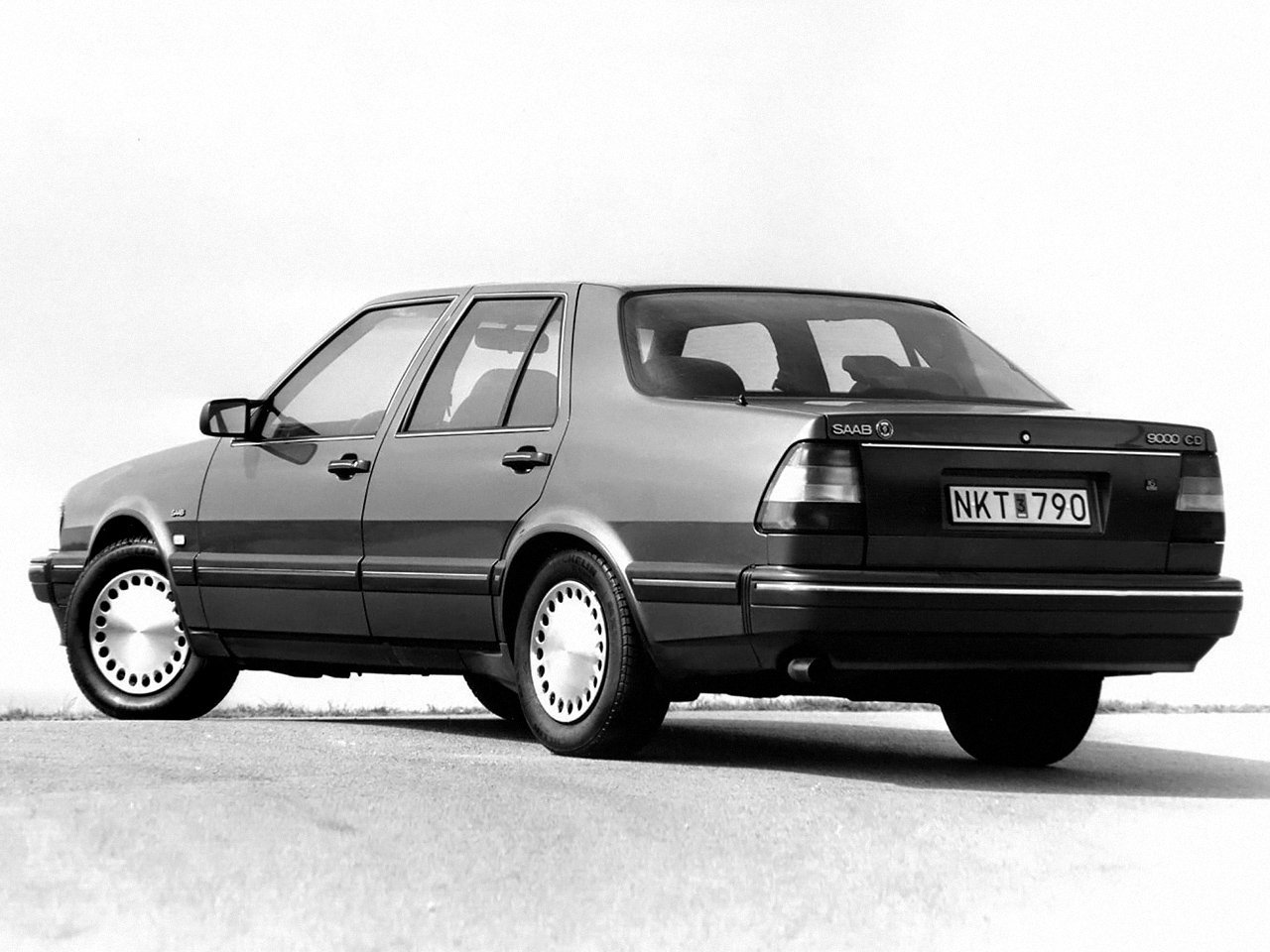 Saab 9000 I