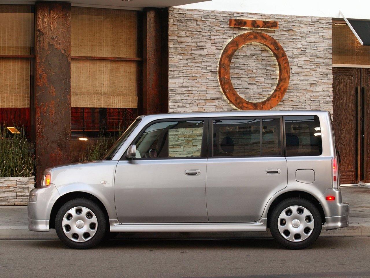 Scion xB I