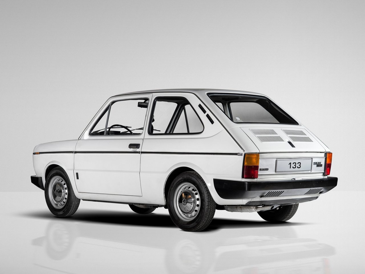SEAT 133 Хэтчбек 3 дв.