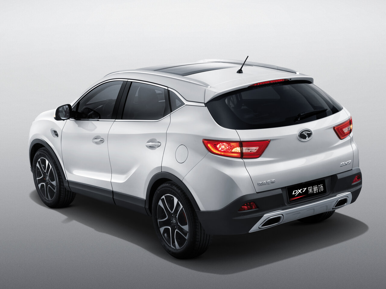 Soueast DX7 I (Bolang)