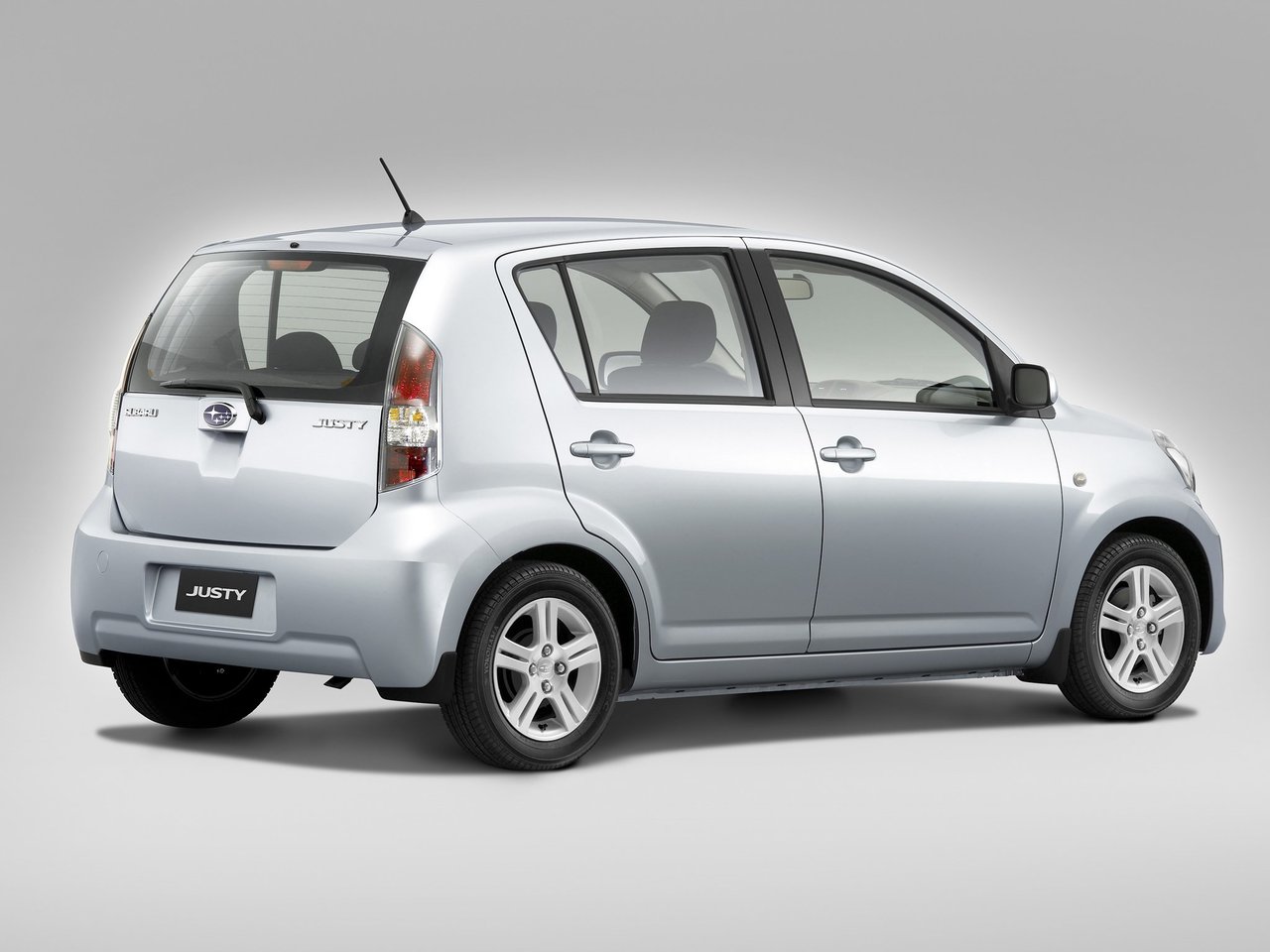 Subaru Justy IV