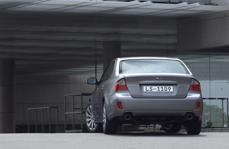 Subaru Legacy IV Рестайлинг