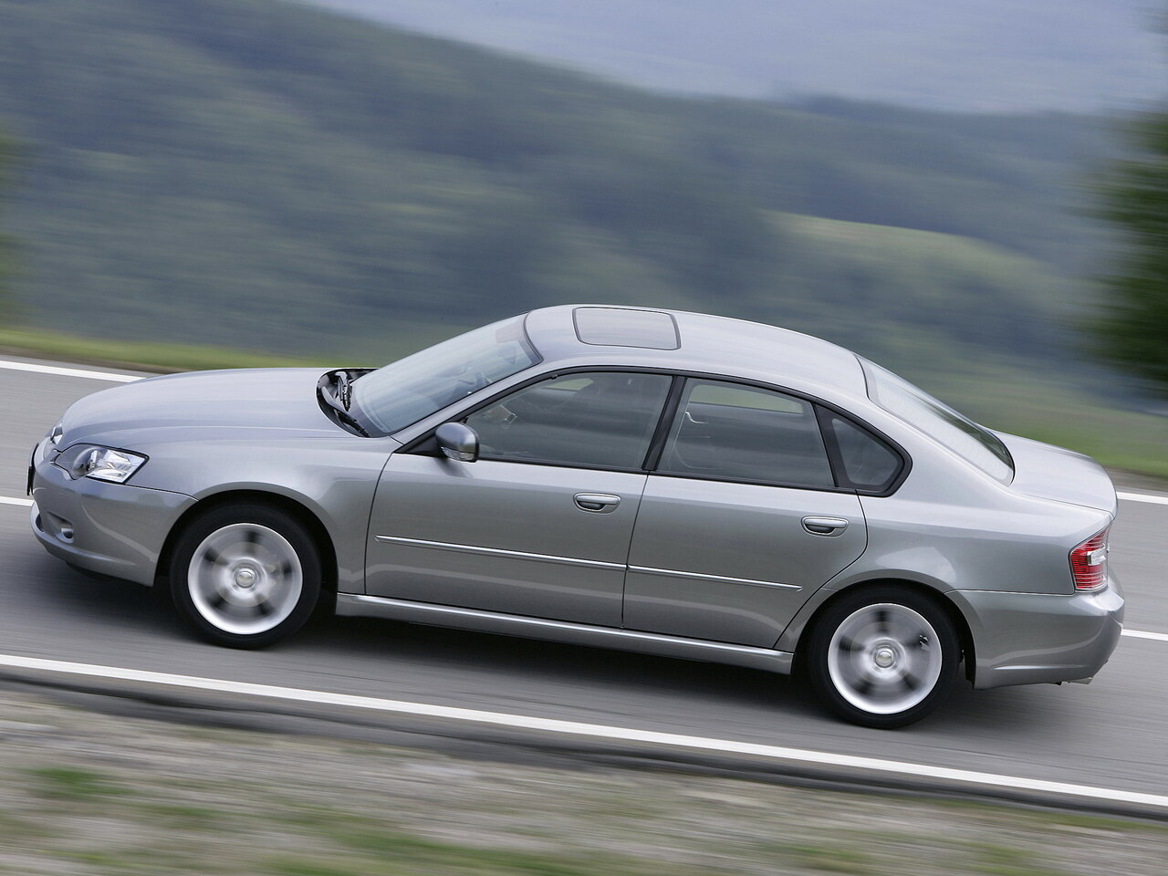Subaru Legacy IV