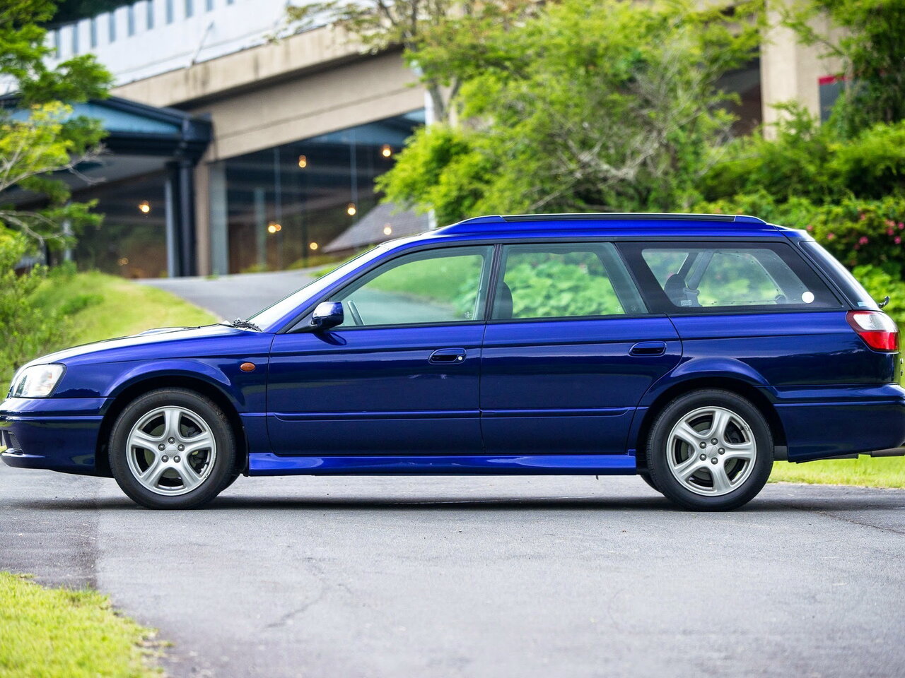 Subaru Legacy III
